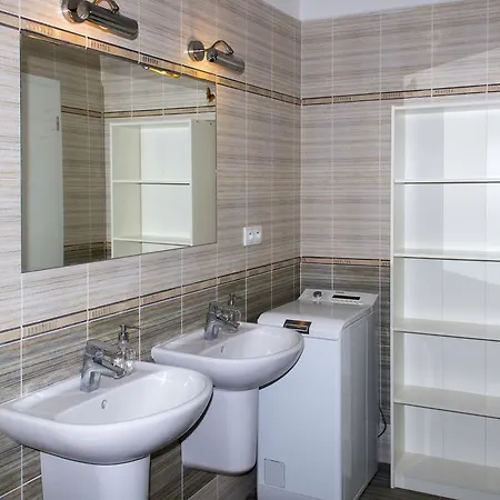 Apartmán Adela Center *